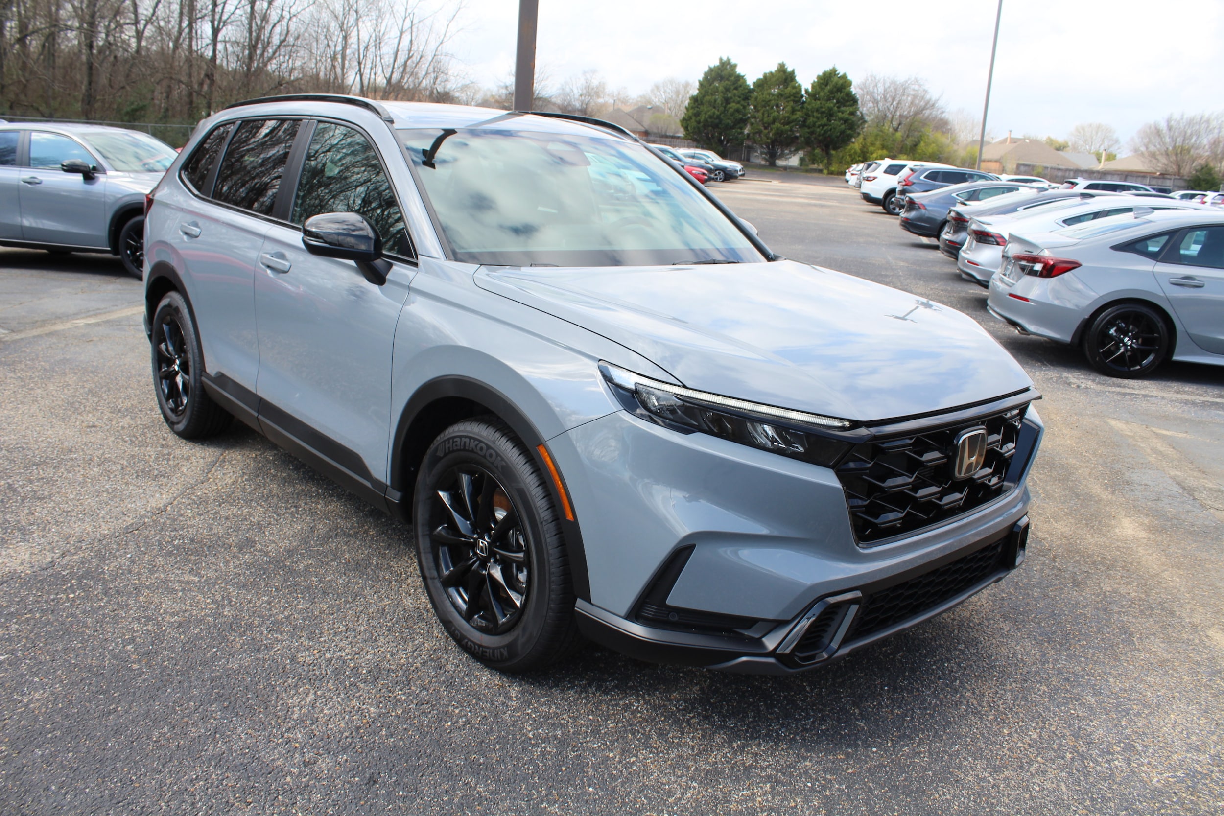 2026 Honda CR-V Hybrid Sport-L 2WD's photo