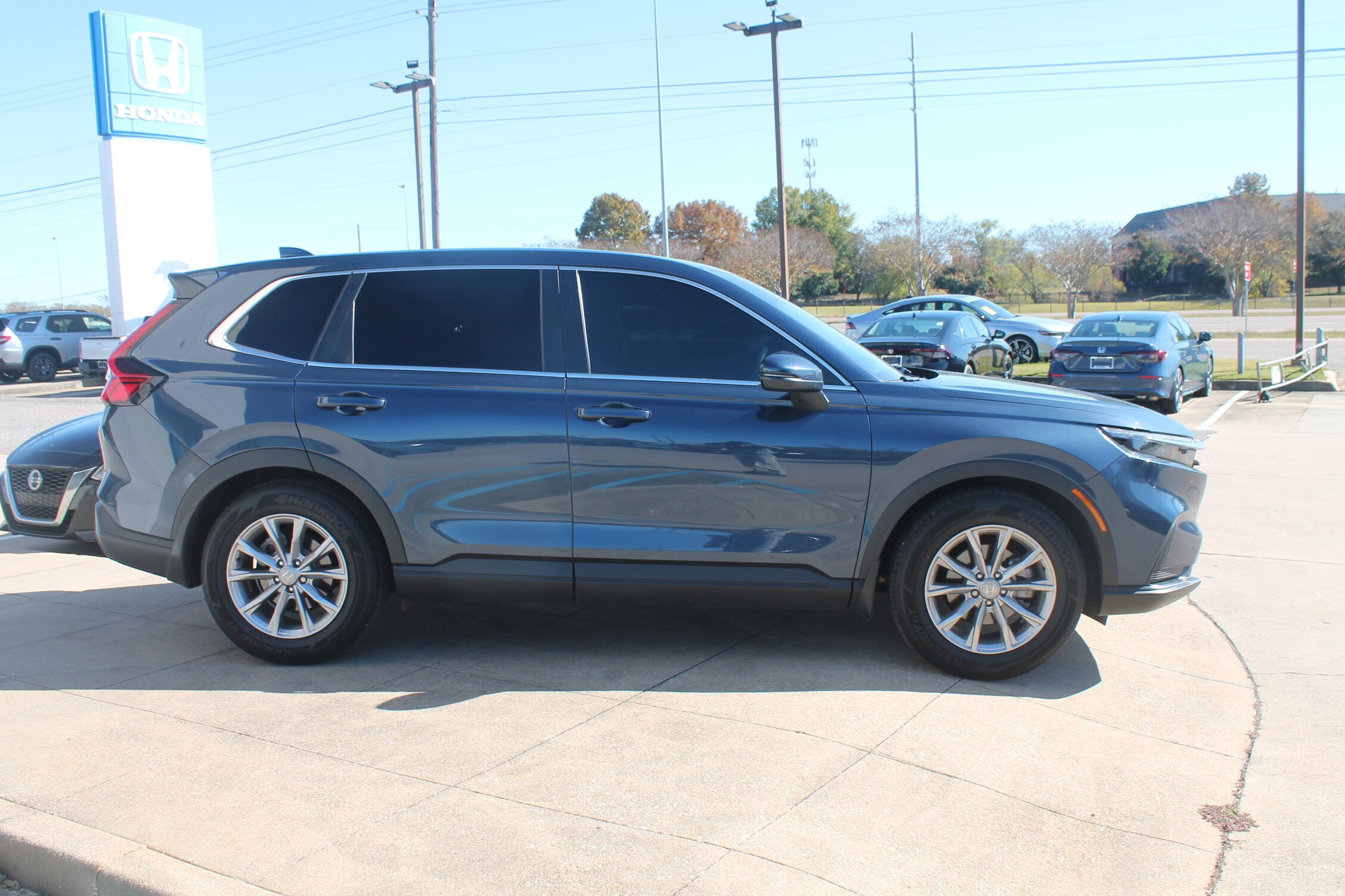 2024 Honda CR-V EX photo 3