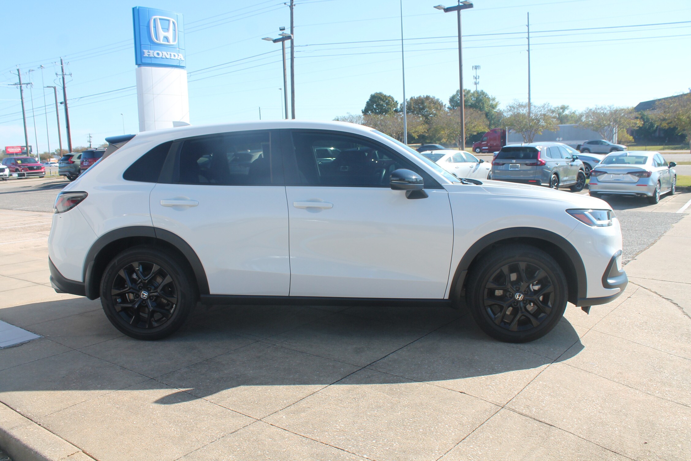 2024 Honda HR-V Sport photo 2