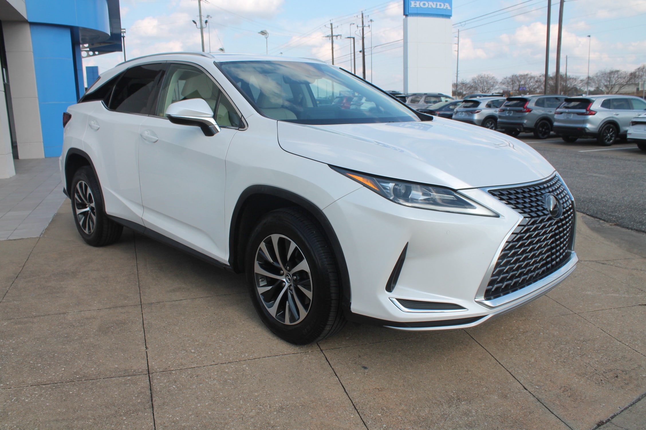 2021 Lexus RX 350's photo