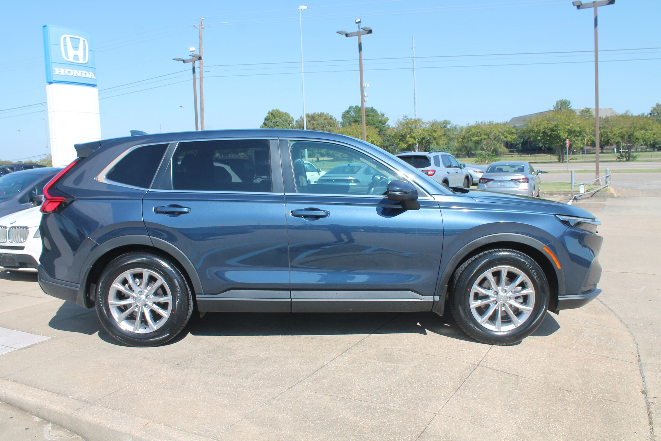 2024 Honda CR-V EX photo 4