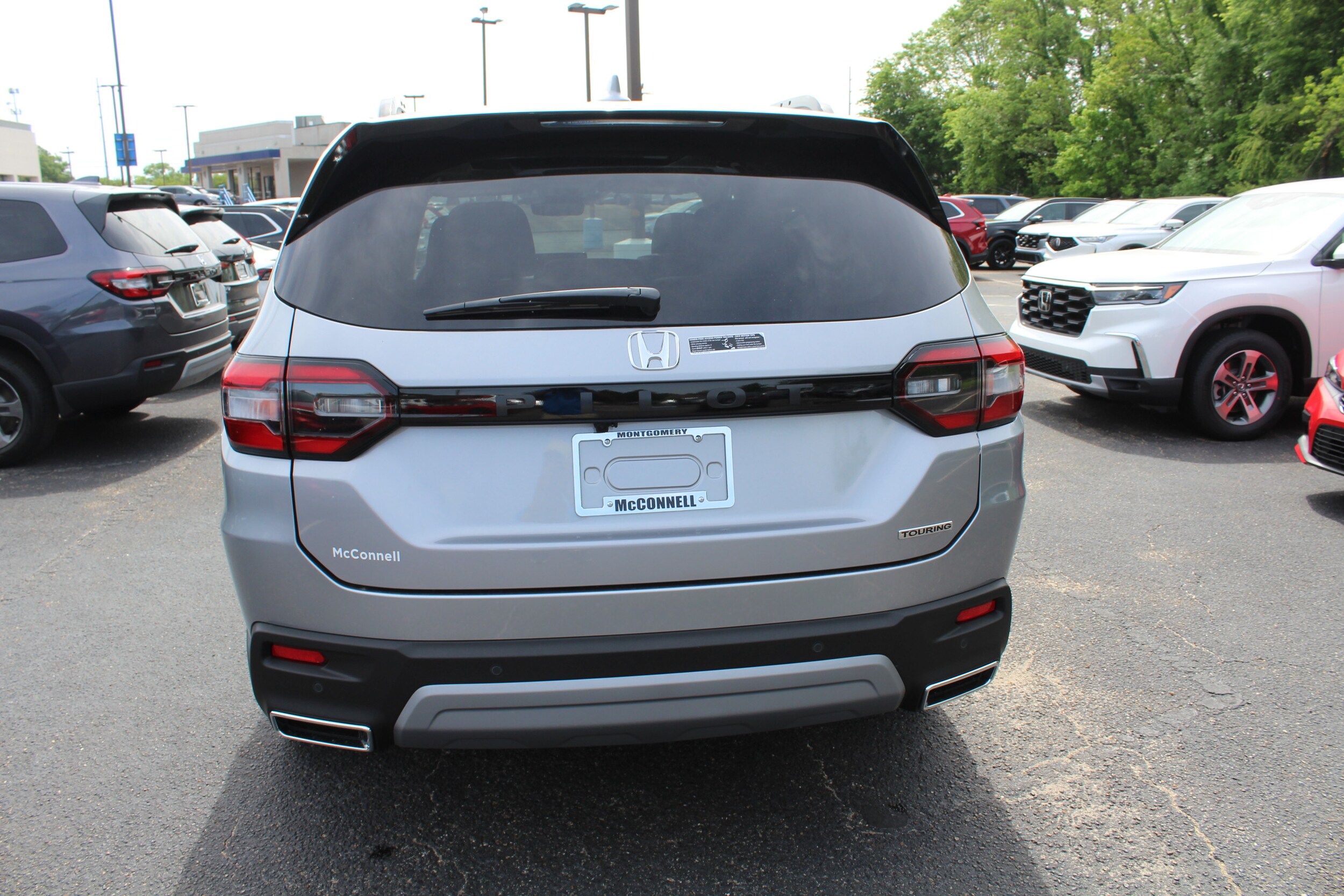 2025 Honda Pilot Touring photo 4