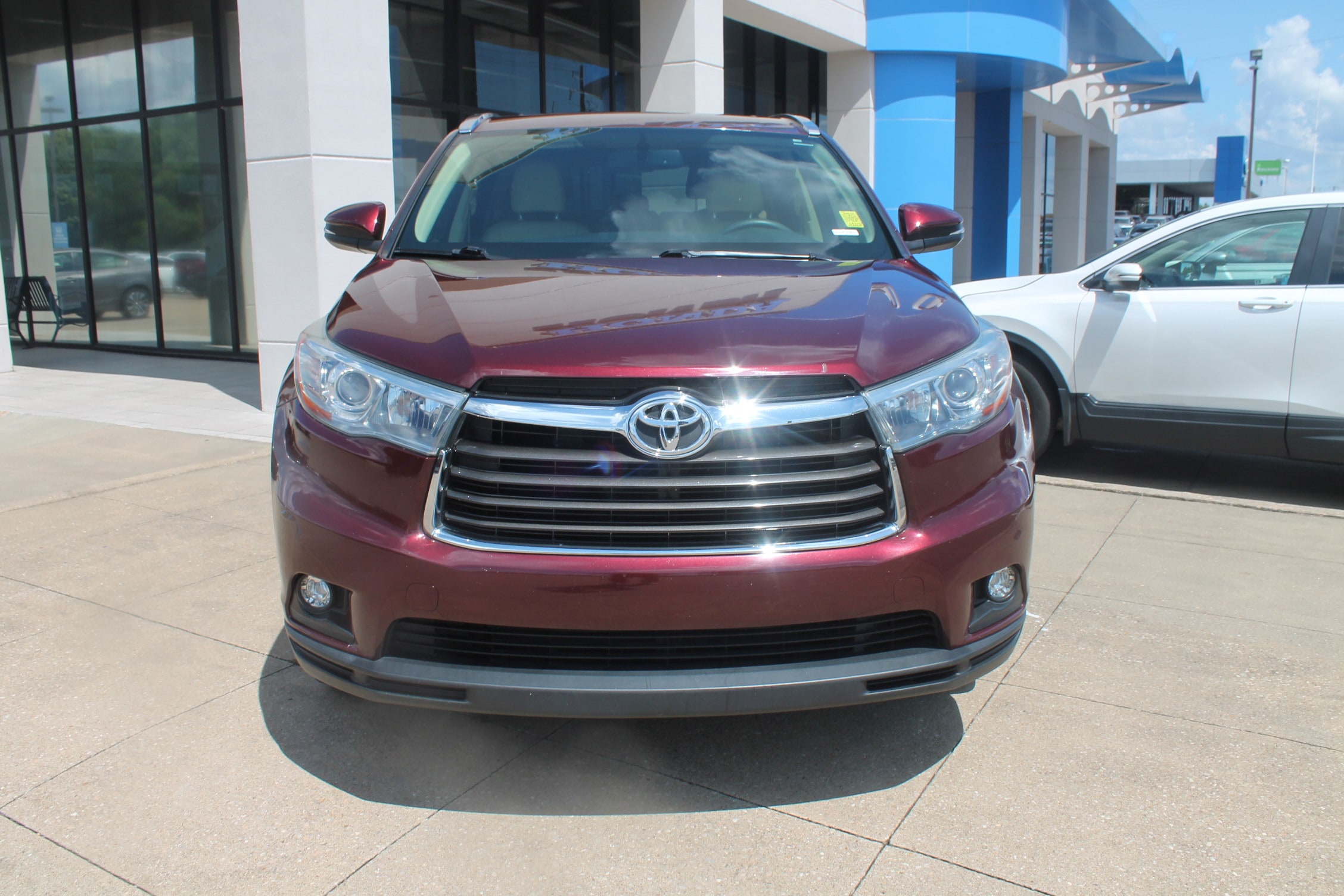 Used 2016 Toyota Highlander XLE with VIN 5TDKKRFH5GS163335 for sale in Montgomery, AL