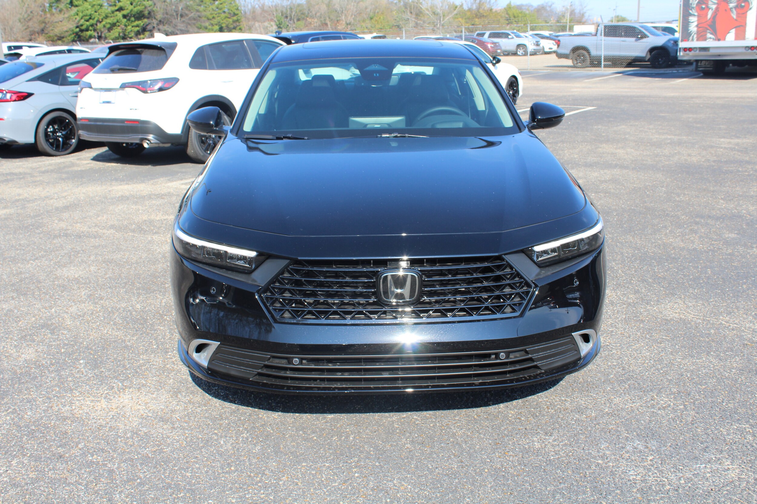 2025 Honda Accord Hybrid Touring photo 2