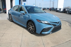 2024 Toyota Camry SE Sedan