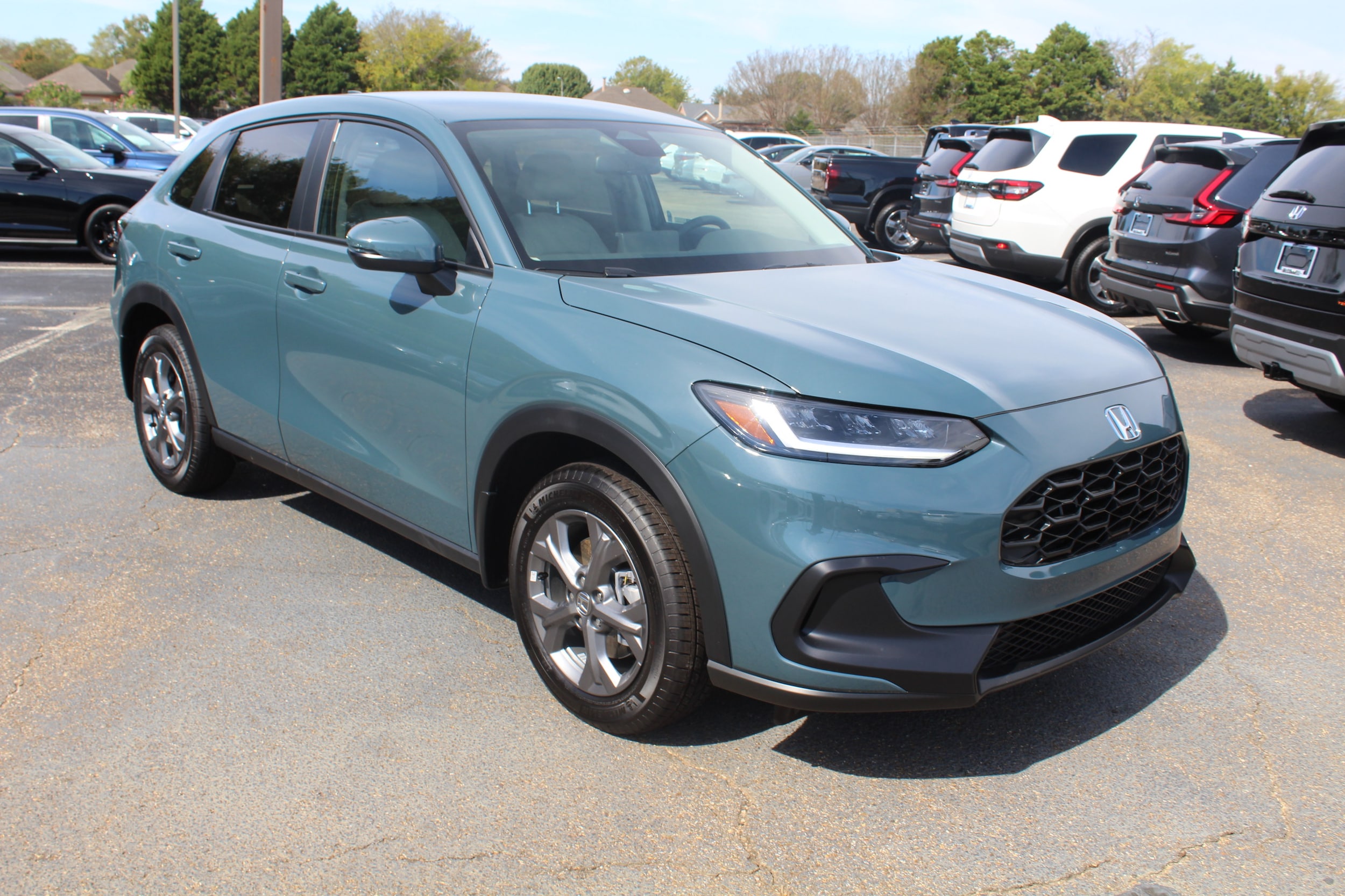 2026 Honda HR-V LX's photo