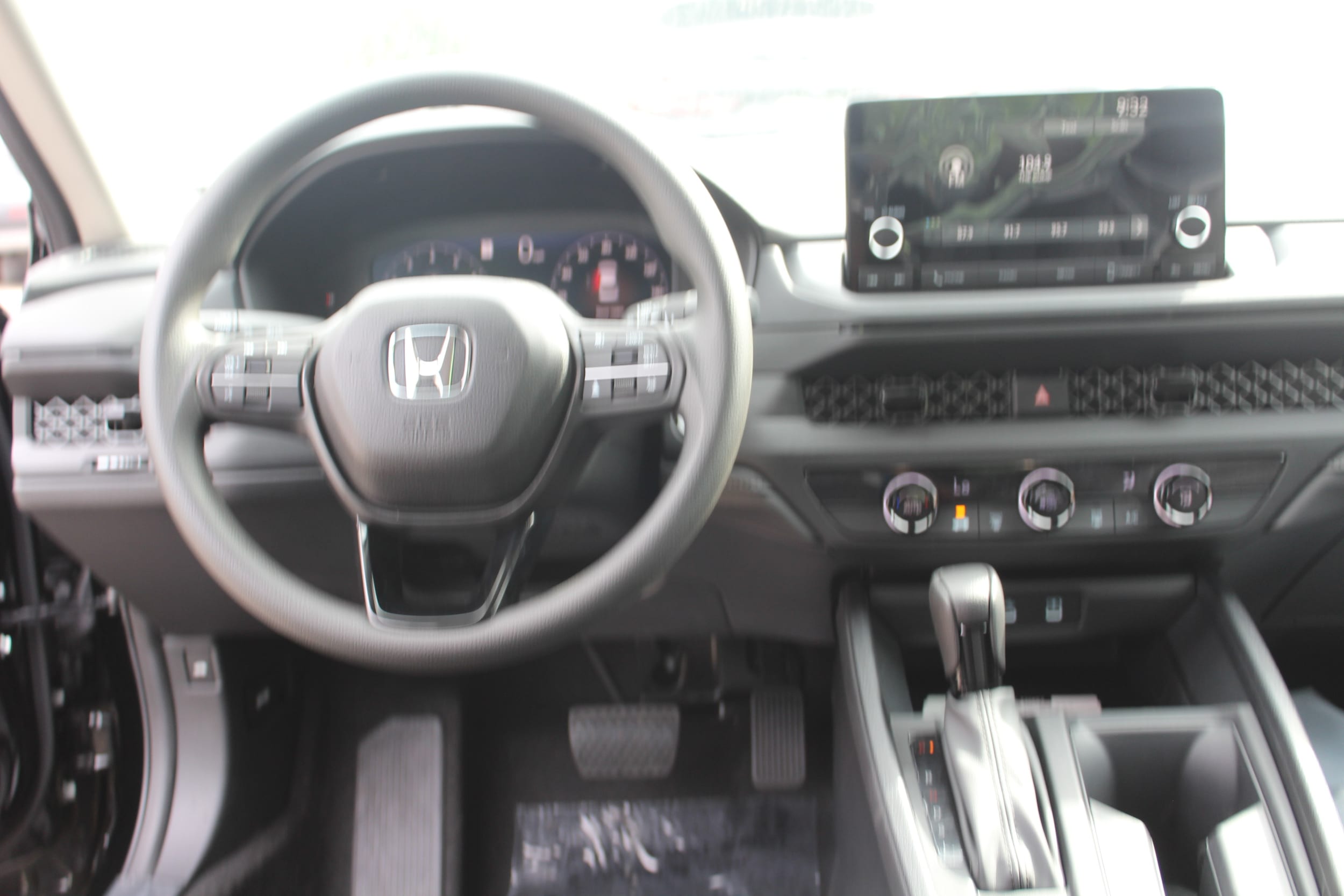 2025 Honda Accord LX - Photo 10