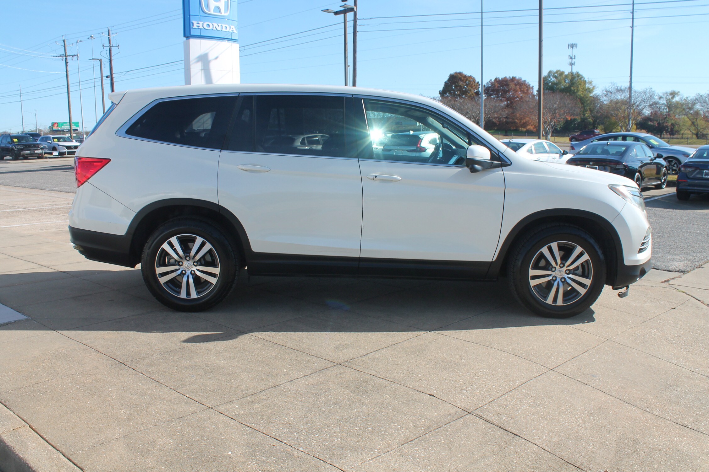 2016 Honda Pilot EX-L photo 4