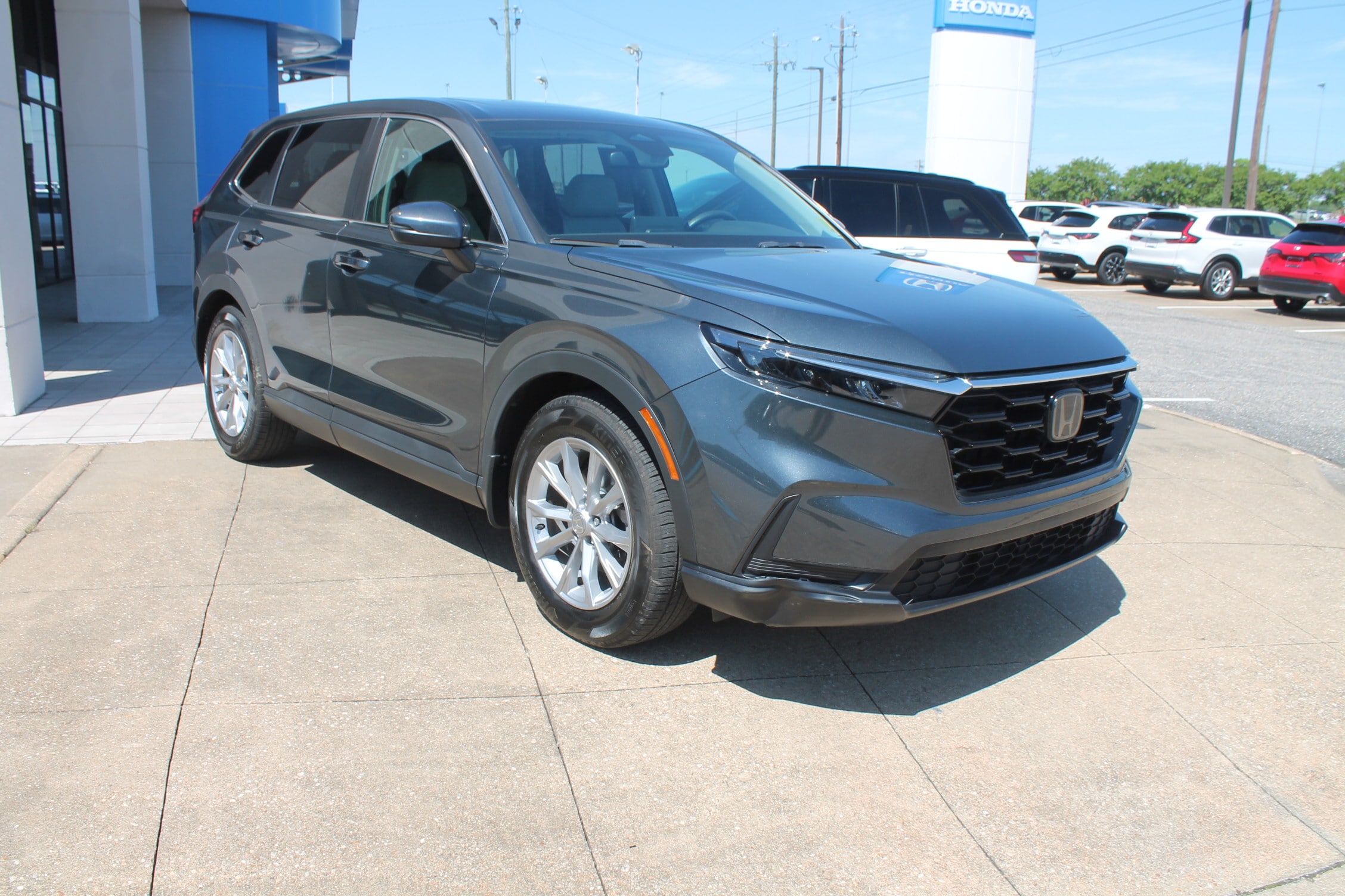 2023 Honda CR-V EX 2WD's photo