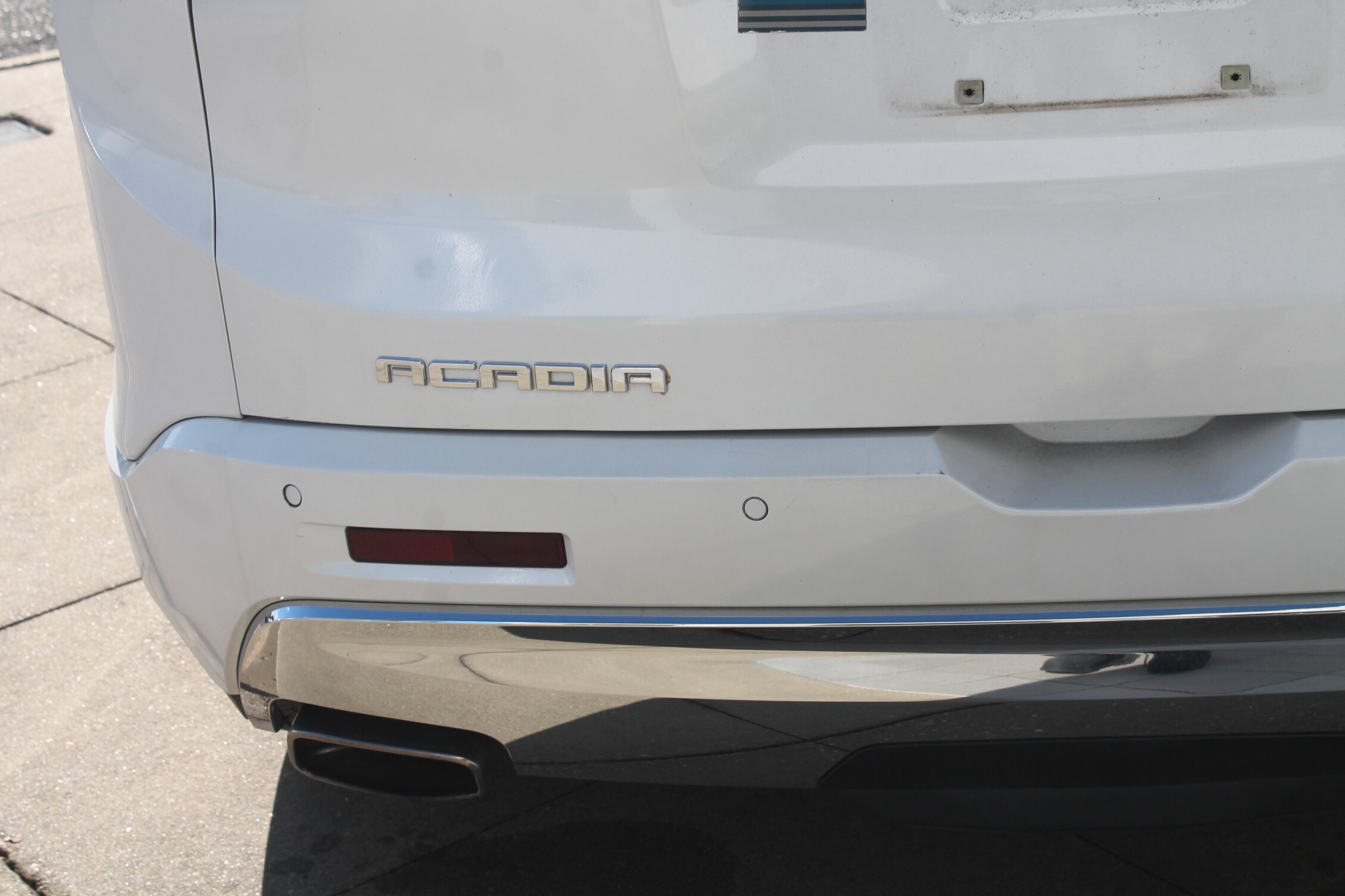 2018 Gmc Acadia Denali photo 2