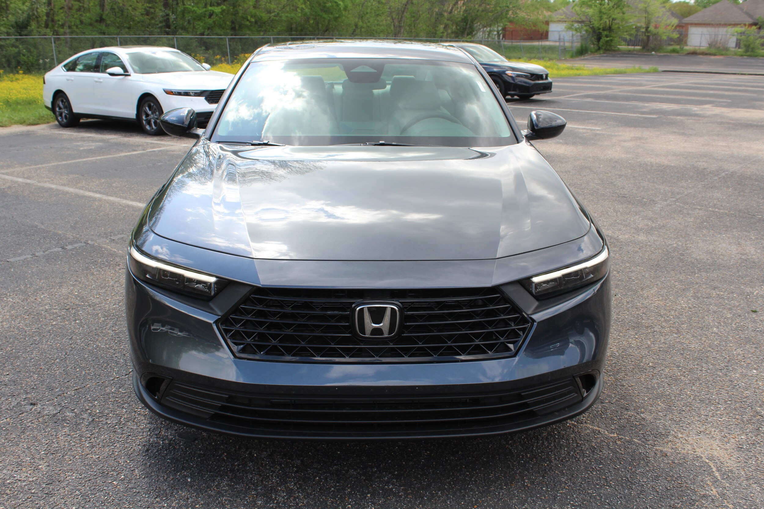 2025 Honda Accord SE photo 2