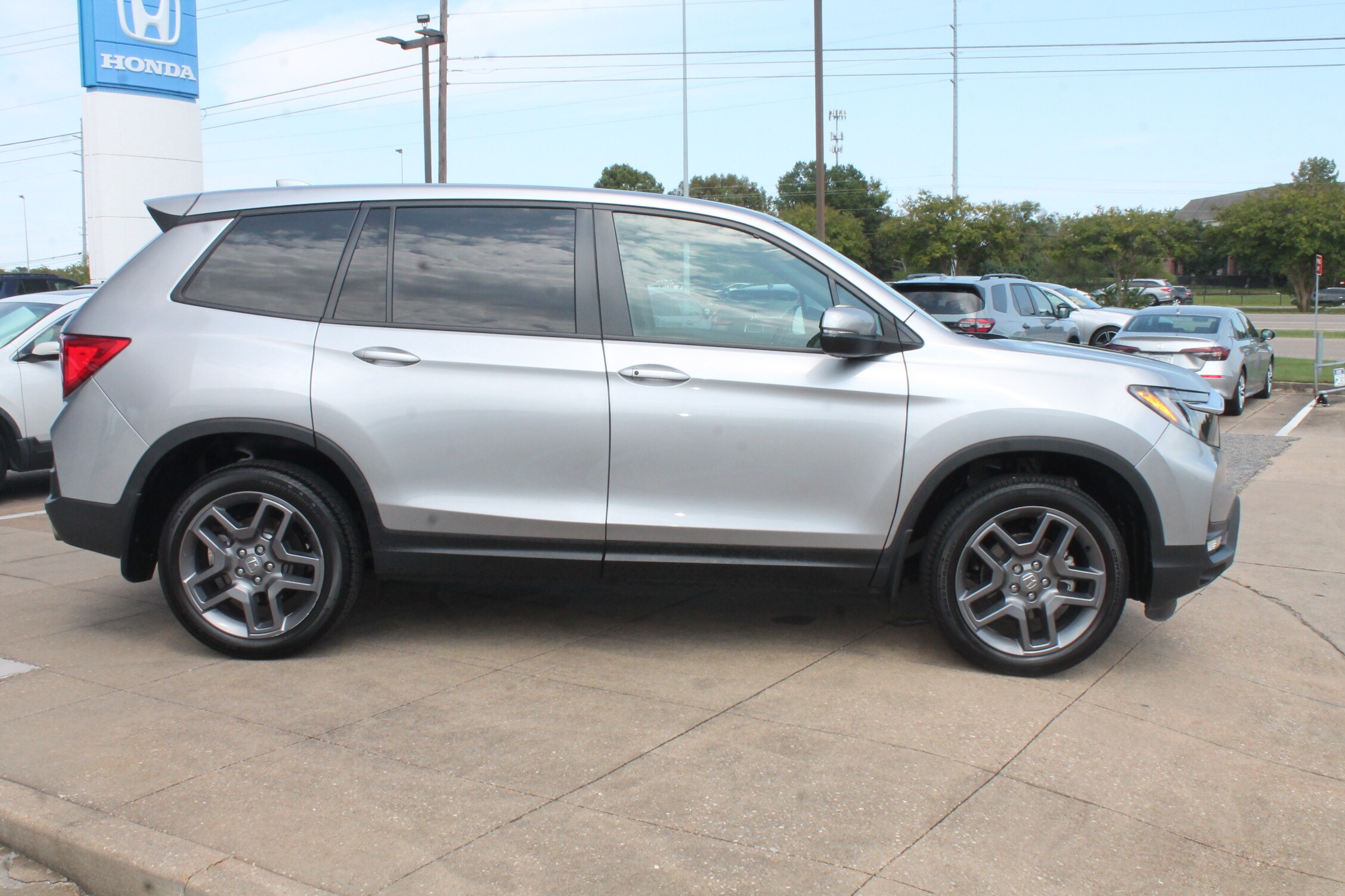 2022 Honda Passport EX-L photo 4