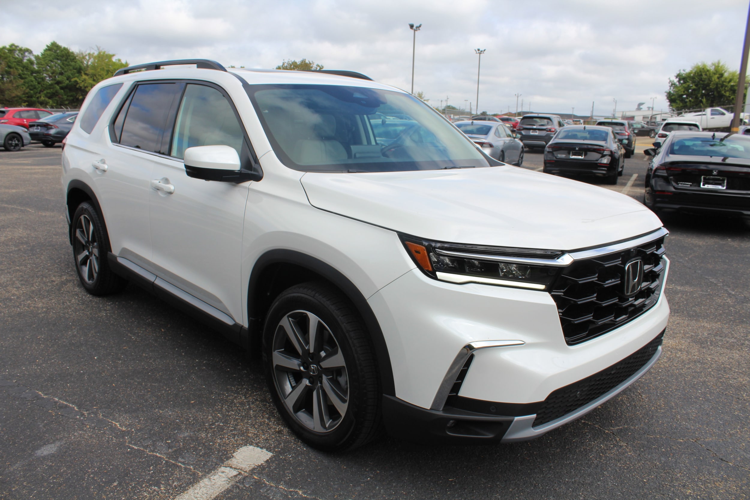 2025 Honda Pilot SUV 