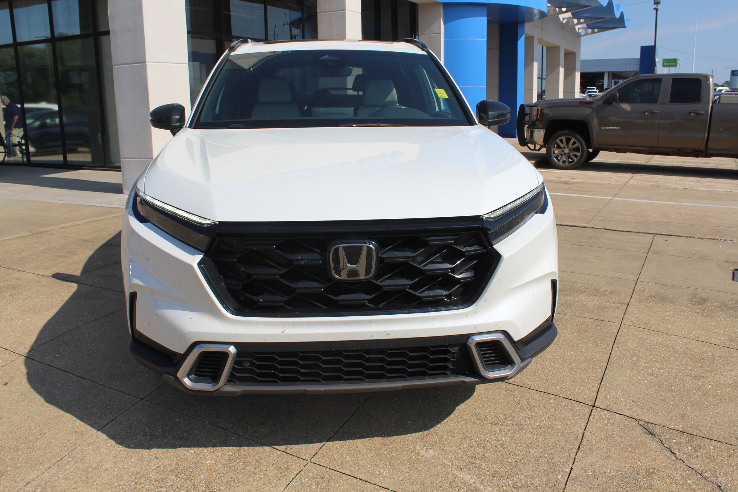 2023 Honda CR-V Hybrid Sport Touring photo 2