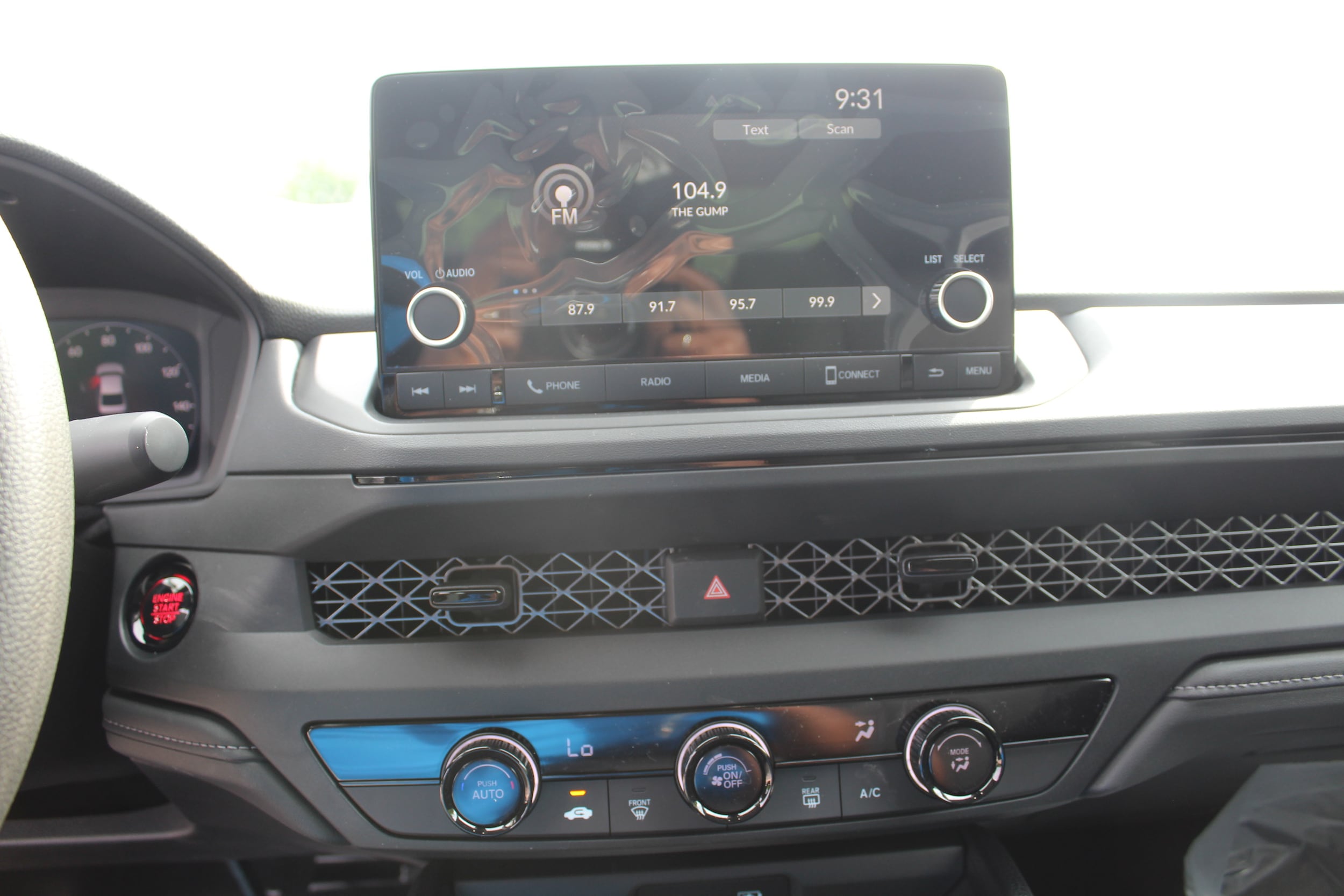 2025 Honda Accord LX - Photo 6