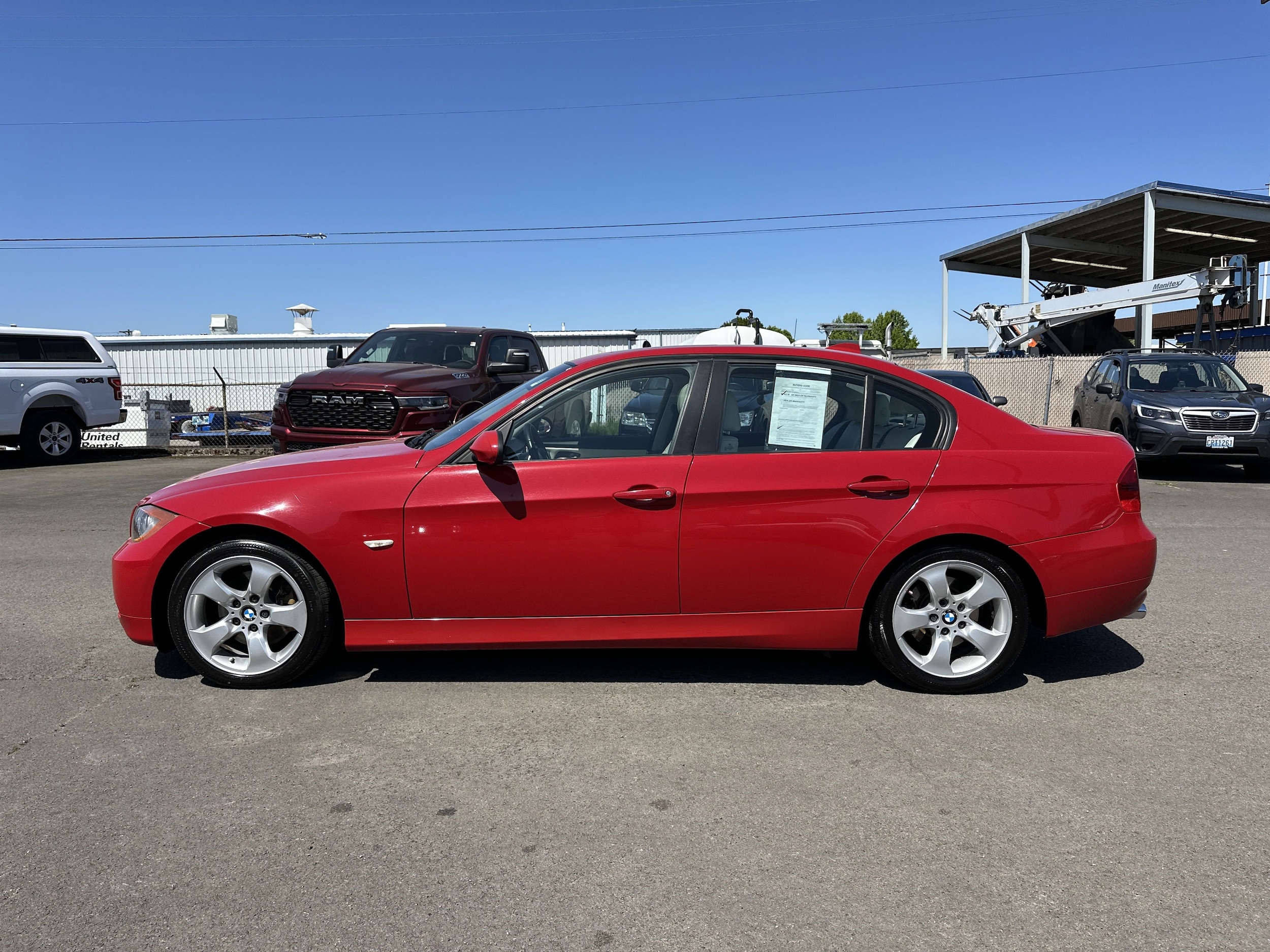Used 2008 BMW 3 Series 328i with VIN WBAVC53598F009254 for sale in Longview, WA