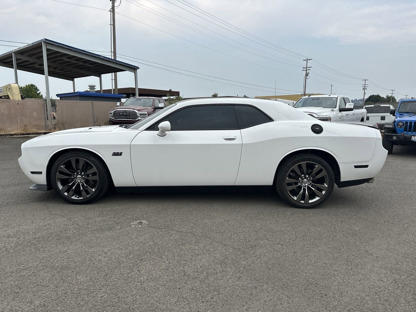 Used 2014 Dodge Challenger SRT8 with VIN 2C3CDYDJ0EH177125 for sale in Longview, WA