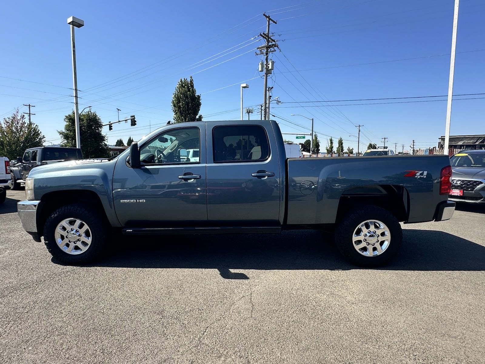 Used 2014 Chevrolet Silverado 2500HD LTZ with VIN 1GC1KYE80EF189443 for sale in Longview, WA