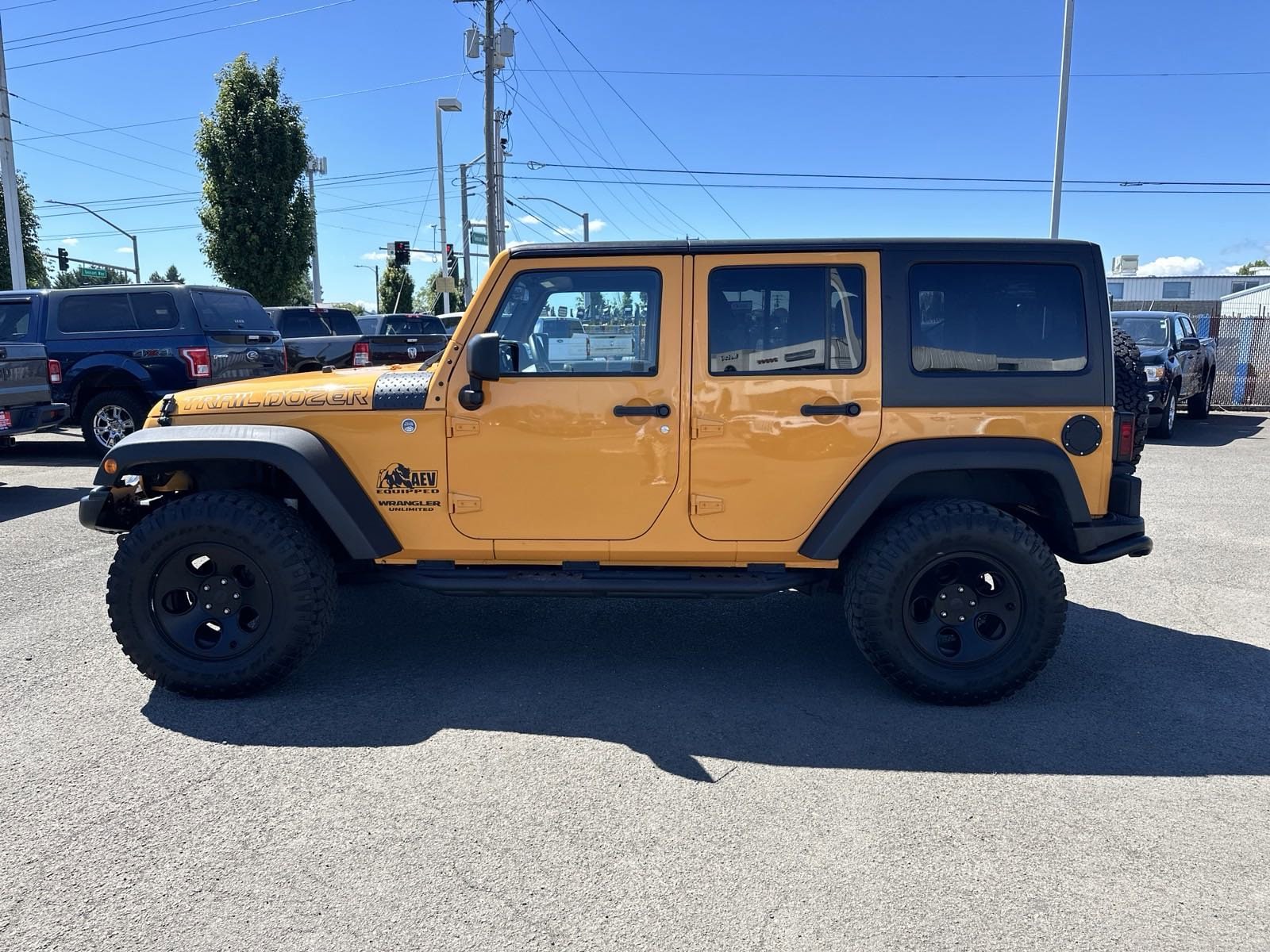 Used 2013 Jeep Wrangler Unlimited Sport with VIN 1C4BJWDG1DL513696 for sale in Longview, WA