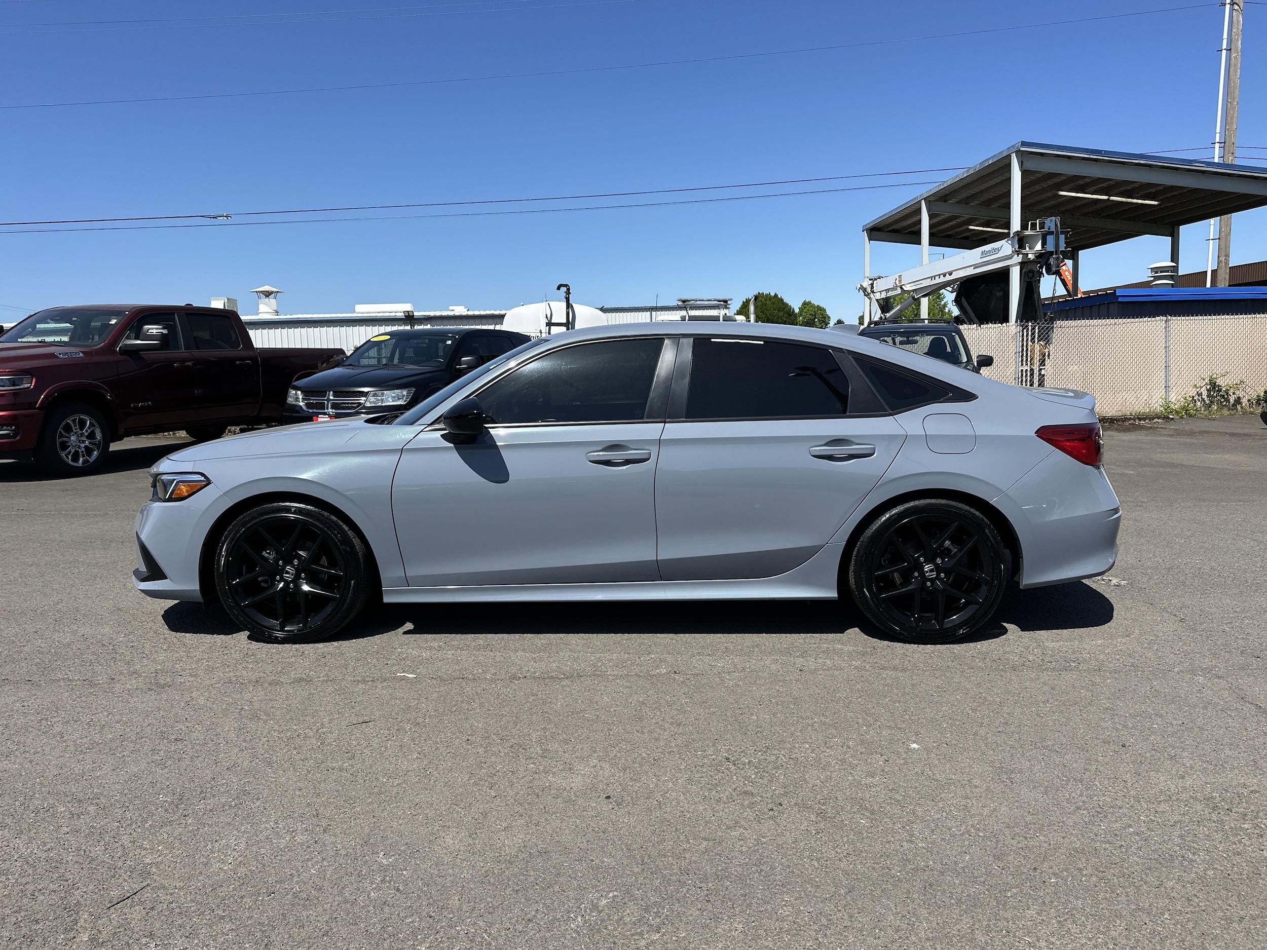 Used 2022 Honda Civic Sport with VIN 2HGFE2F52NH537063 for sale in Longview, WA