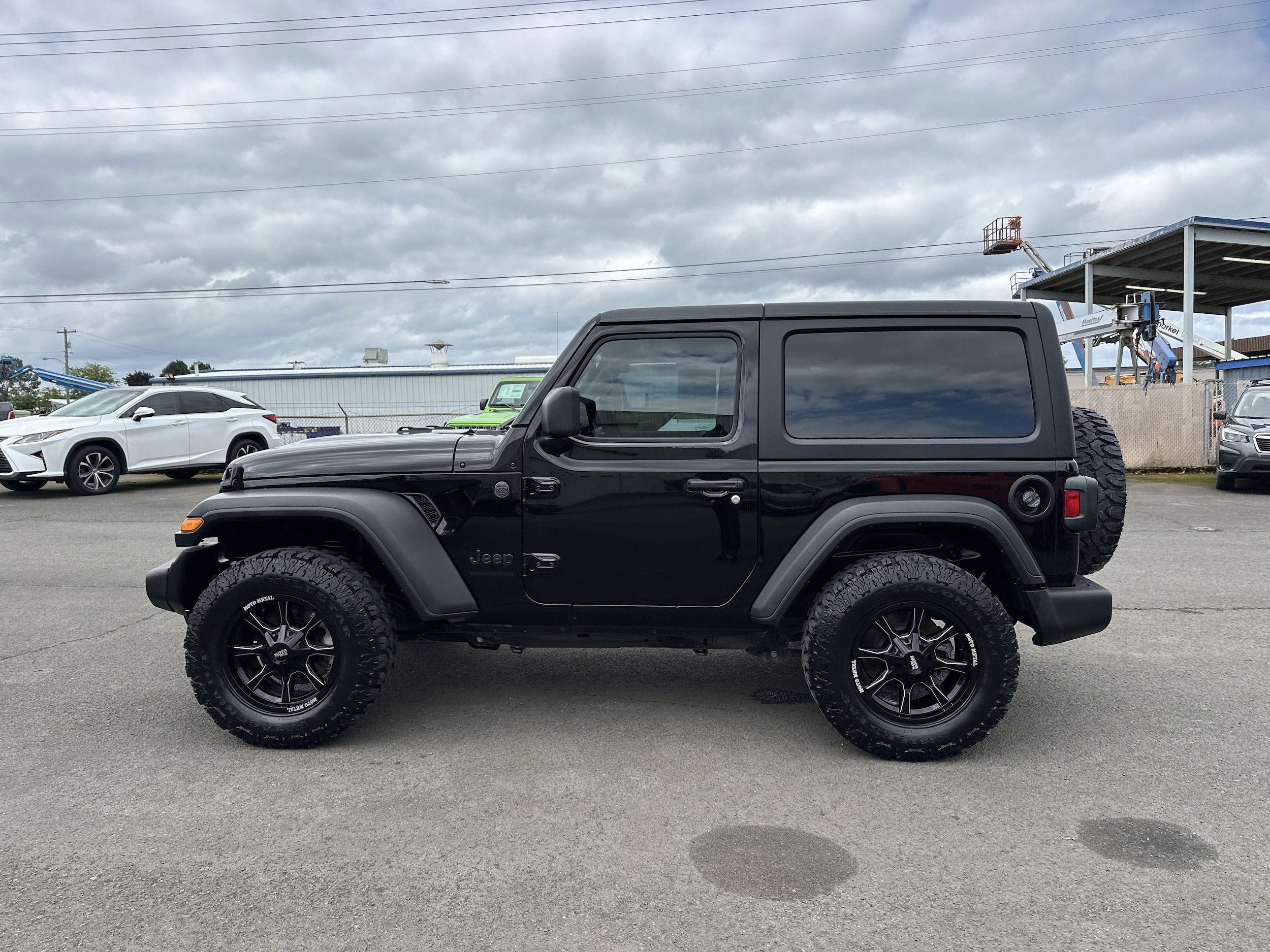 Used 2022 Jeep Wrangler Sport with VIN 1C4HJXAG8NW234797 for sale in Longview, WA