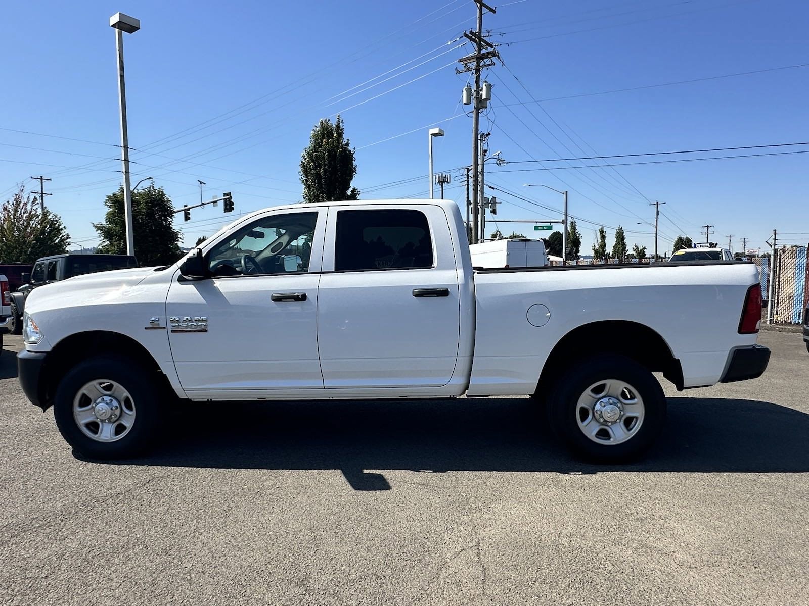 Used 2018 RAM Ram 3500 Pickup Tradesman with VIN 3C63R3CL9JG408124 for sale in Longview, WA