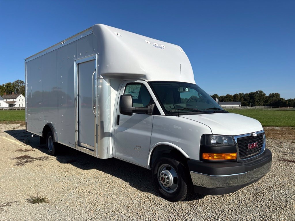 2026 GMC Savana Cutaway