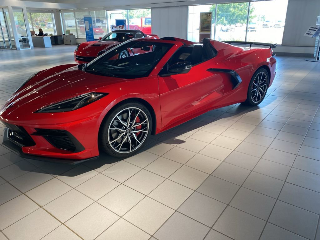 2025 Chevrolet Corvette 3LT - Photo 9