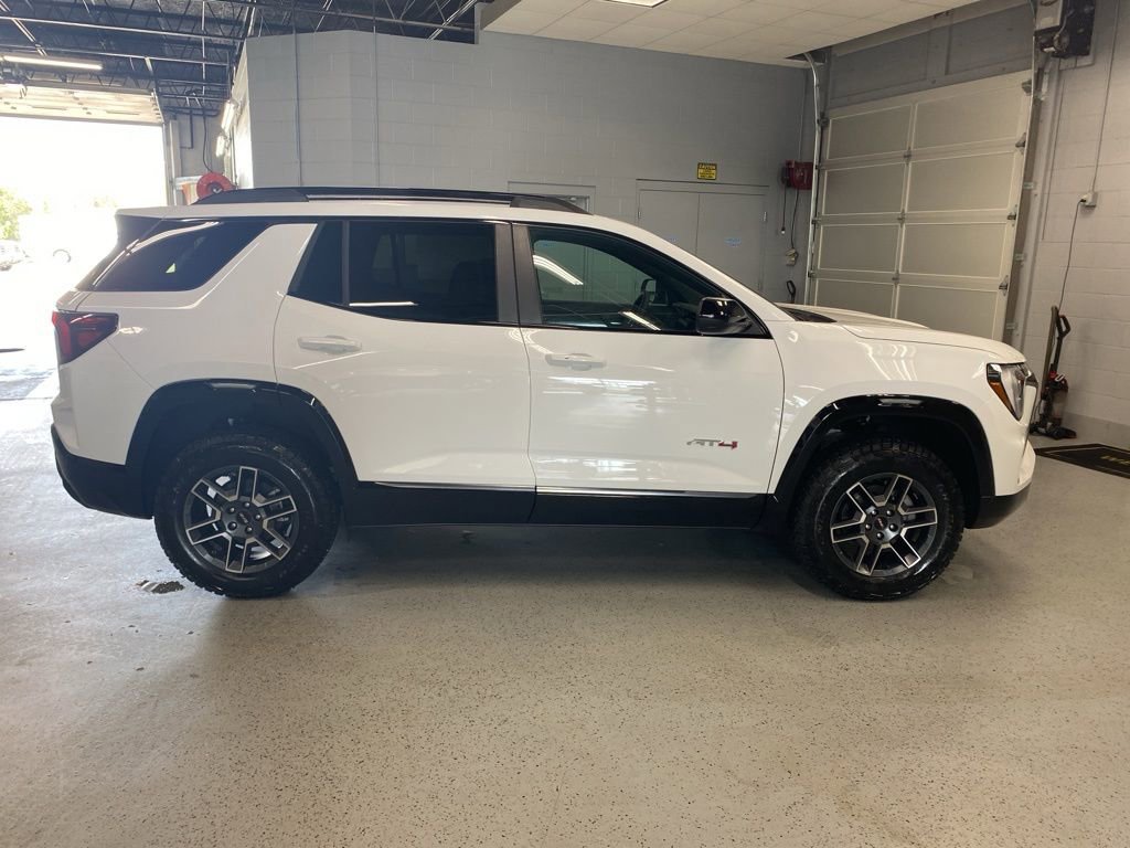 2026 GMC Terrain AT4 - Photo 9