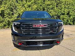 2026 GMC Acadia AT4 SUV