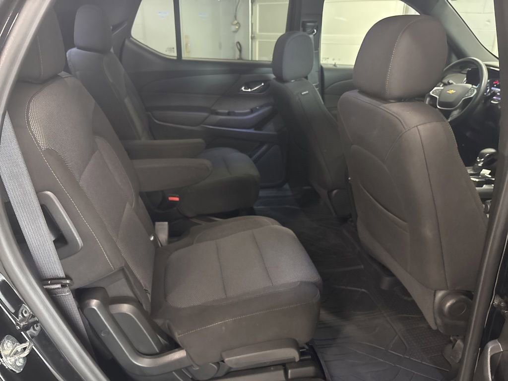 2023 Chevrolet Traverse 1LT - Photo 14