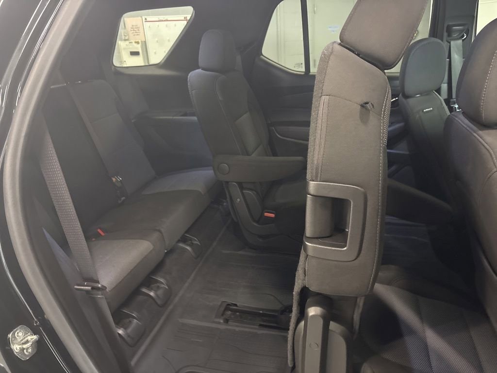 2023 Chevrolet Traverse 1LT - Photo 15