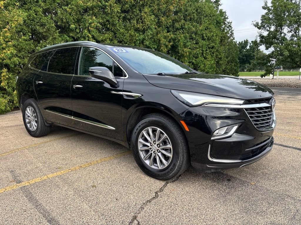 2023 Buick Enclave Essence