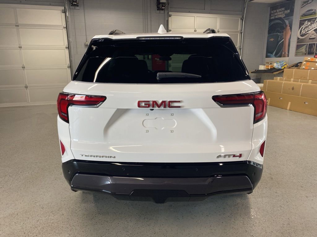 2026 GMC Terrain AT4 - Photo 6