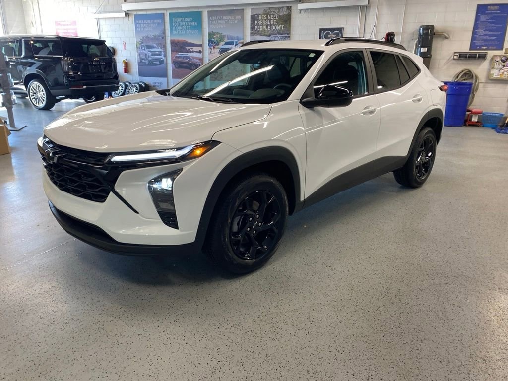 New 2026 Chevrolet Trax LT SUV