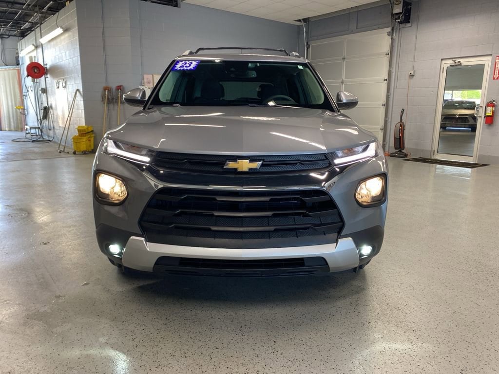 Used 2023 Chevrolet TrailBlazer LT with VIN KL79MPSL7PB127223 for sale in Nappanee, IN