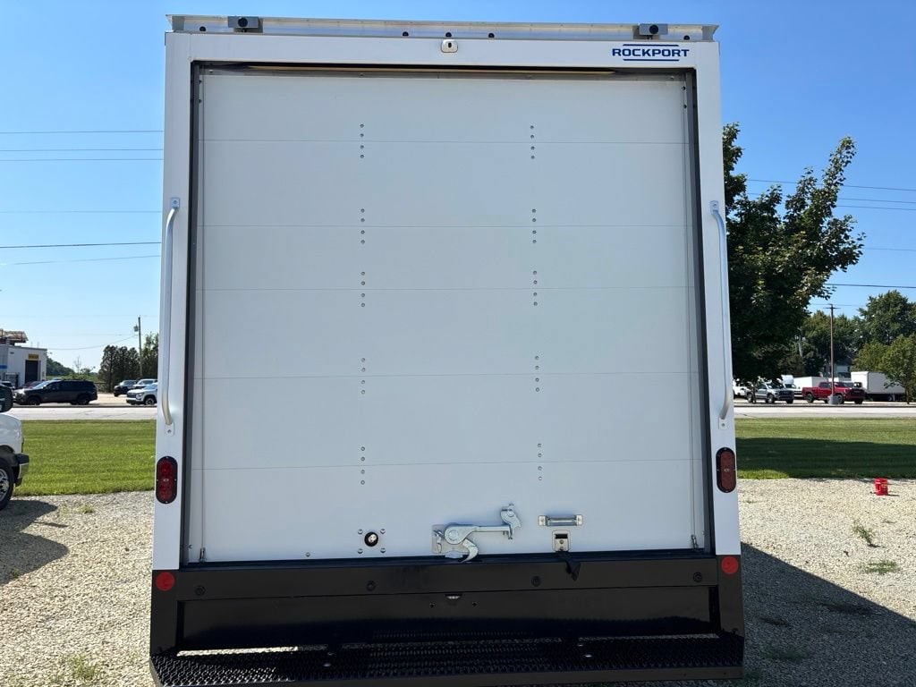 New 2026 Chevrolet Express Cutaway 4500 2WT Cutaway Van