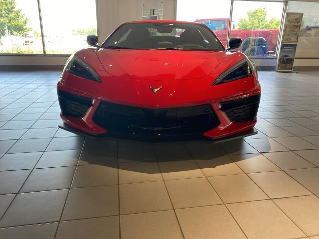 2025 Chevrolet Corvette Stingray 3LT photo 2