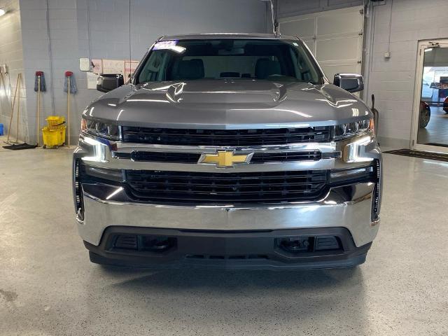 Used 2021 Chevrolet Silverado 1500 LT with VIN 3GCUYDET1MG197346 for sale in Nappanee, IN