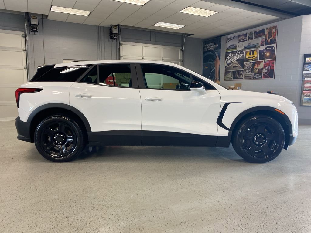 2024 Chevrolet Blazer EV Fleet - Photo 11