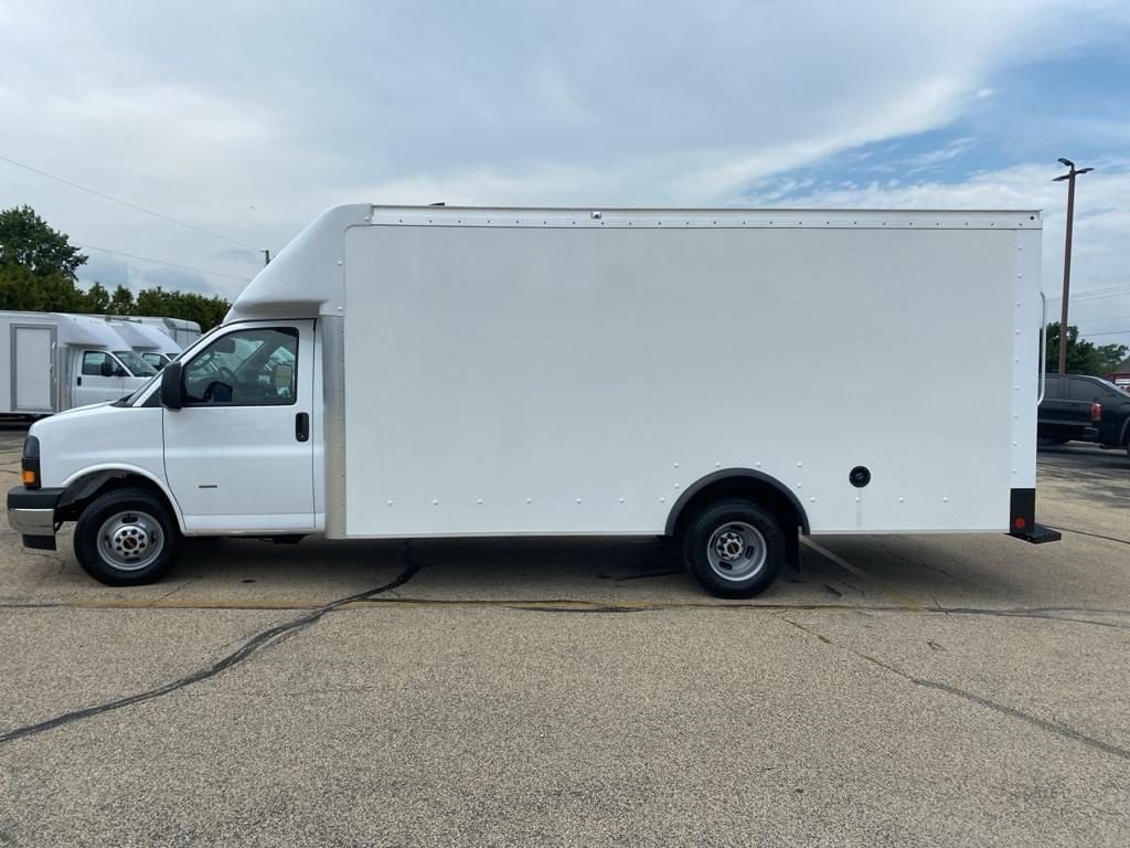 New 2024 GMC Savana Cutaway 3500 1WT Cutaway Van