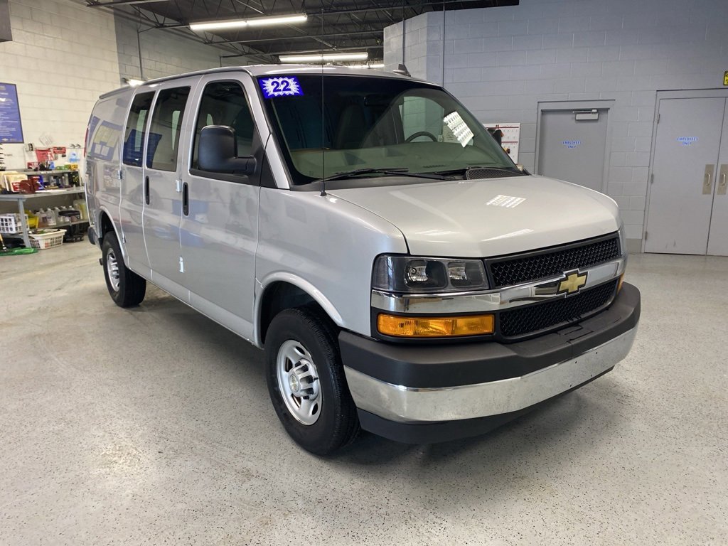 2022 Chevrolet Express Cargo Work Van's photo