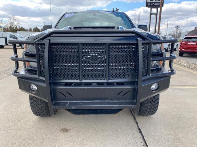 Used 2019 Chevrolet Silverado 2500HD LTZ with VIN 1GC1KTEY6KF150094 for sale in Nappanee, IN