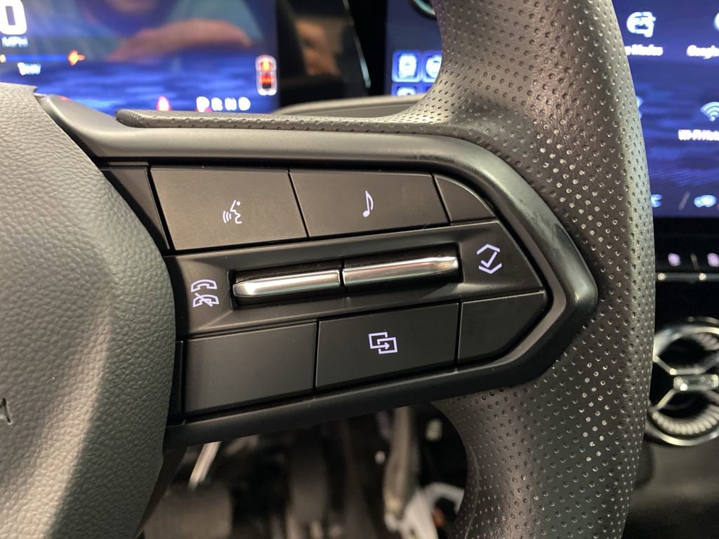 2024 Chevrolet Blazer EV Fleet - Photo 21