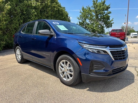 2022 Chevrolet Equinox LS SUV