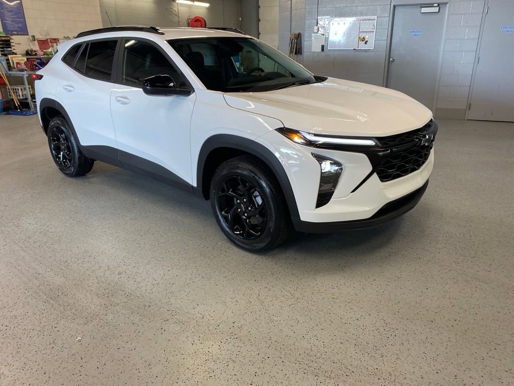New 2026 Chevrolet Trax LT SUV
