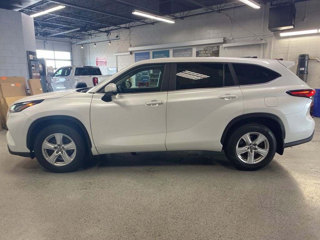 Used 2023 Toyota Highlander L