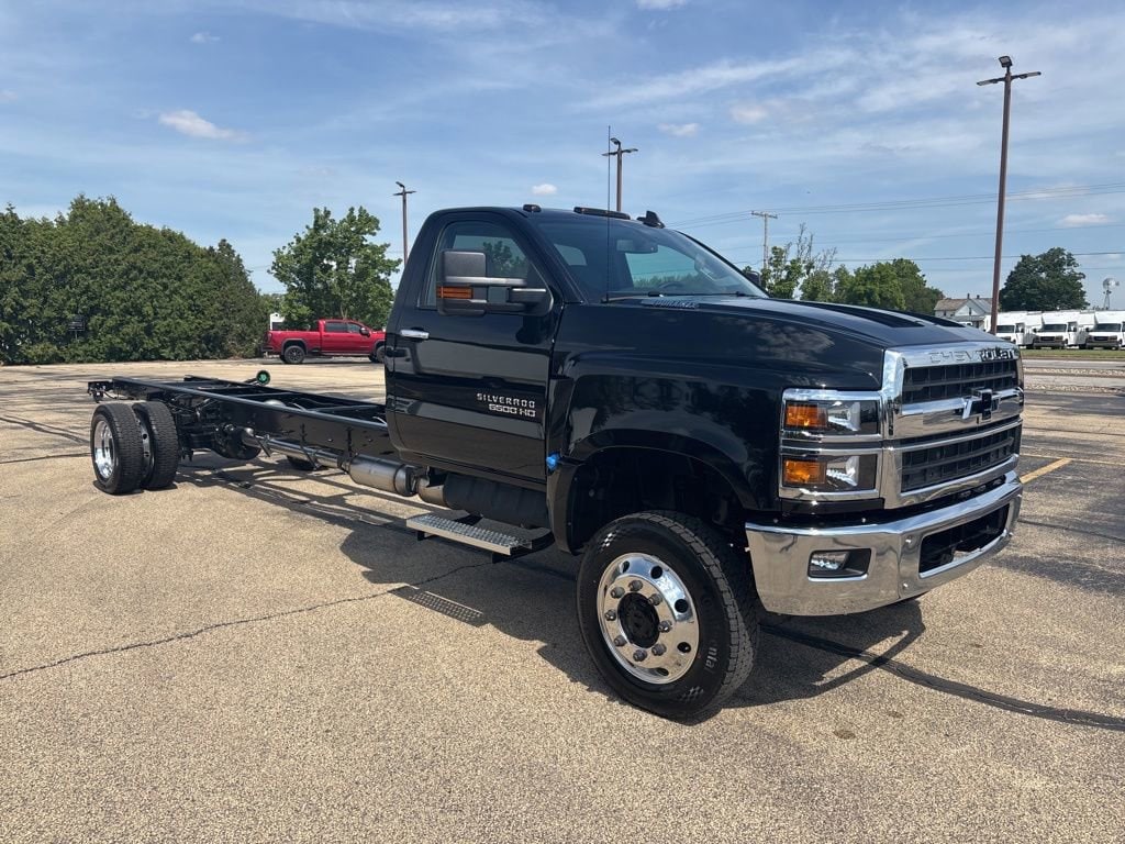 New 2025 Chevrolet Silverado 6500 HD LT Truck