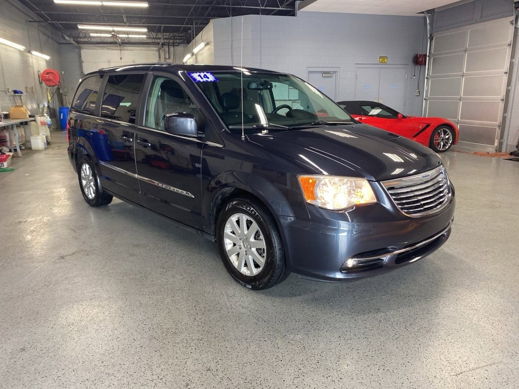 2014 Chrysler Town & Country Touring