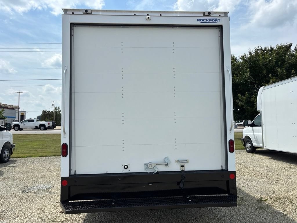 New 2026 Chevrolet Express Cutaway 4500 2WT Cutaway Van